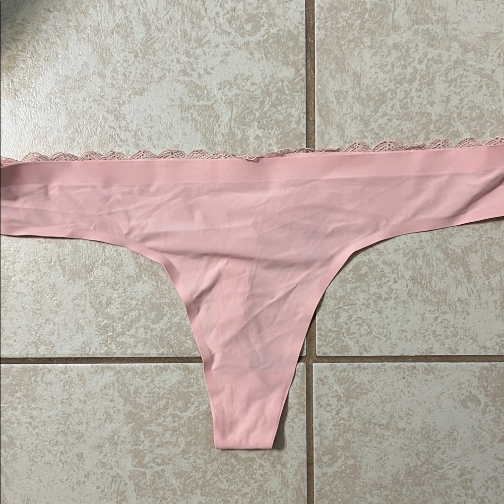 Adrienne Vittadini Women’s Pink Lace Trim Bottoms